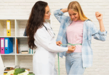 When a child requires physical therapy, families often face the decision of whether to pursue clinic-based or in-home services.